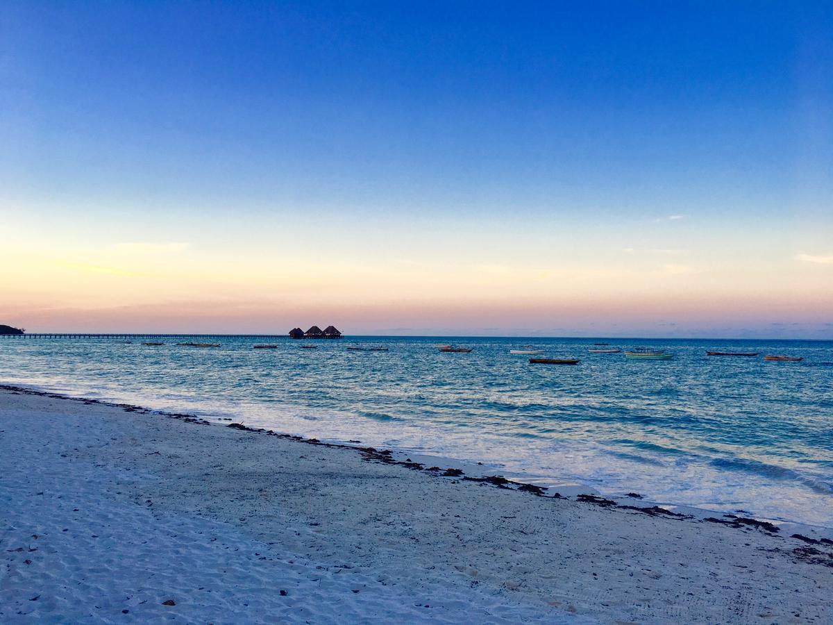 The Sands Beach Resort Буэхуу Экстерьер фото